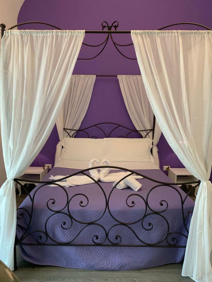 Duca Di Uzeda Bed and breakfast